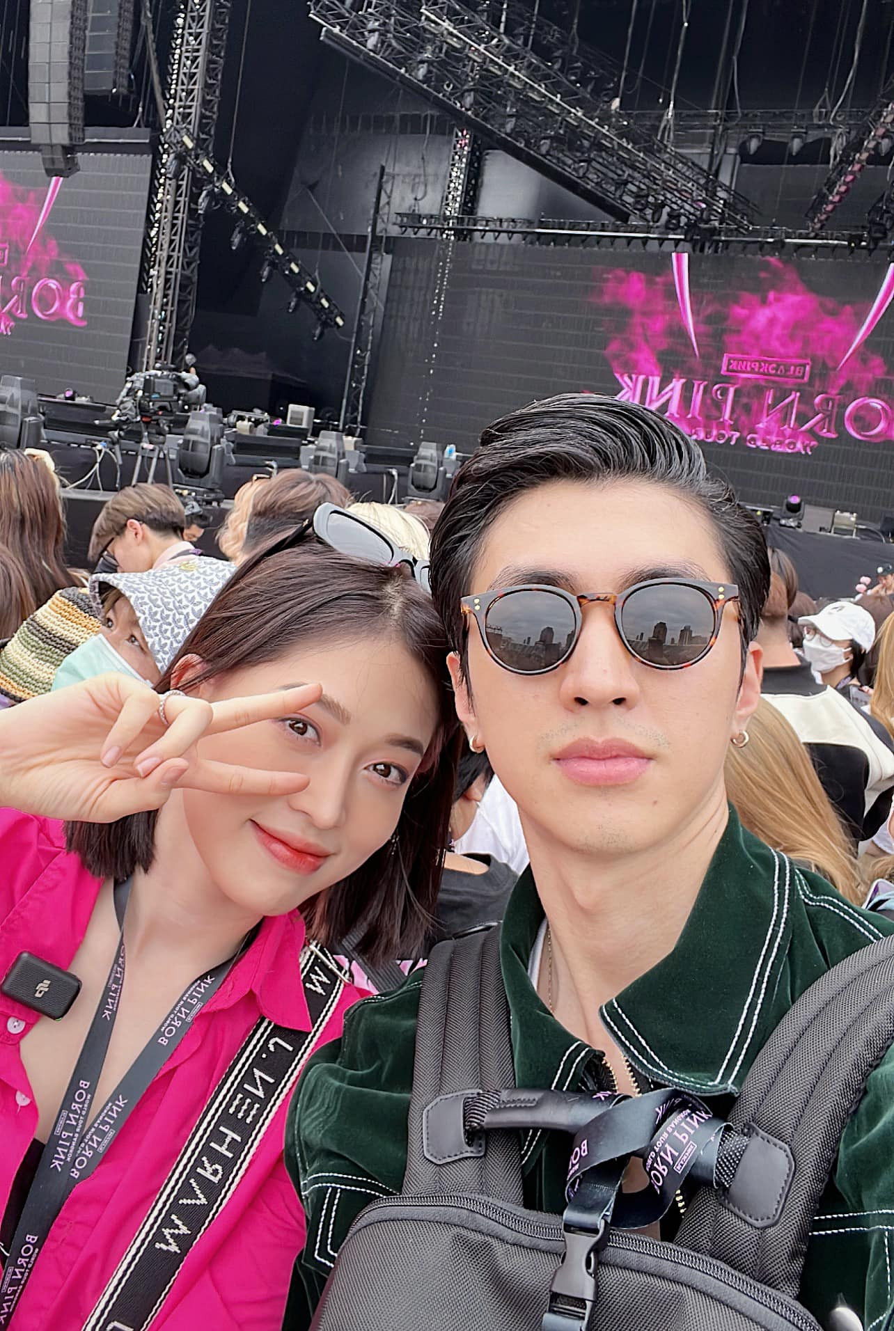 Phương Nga và Bình An đi xem concert BLACKPINK tại Bangkok. Phương Nga và Bình An đi xem concert BLACKPINK tại Bangkok.