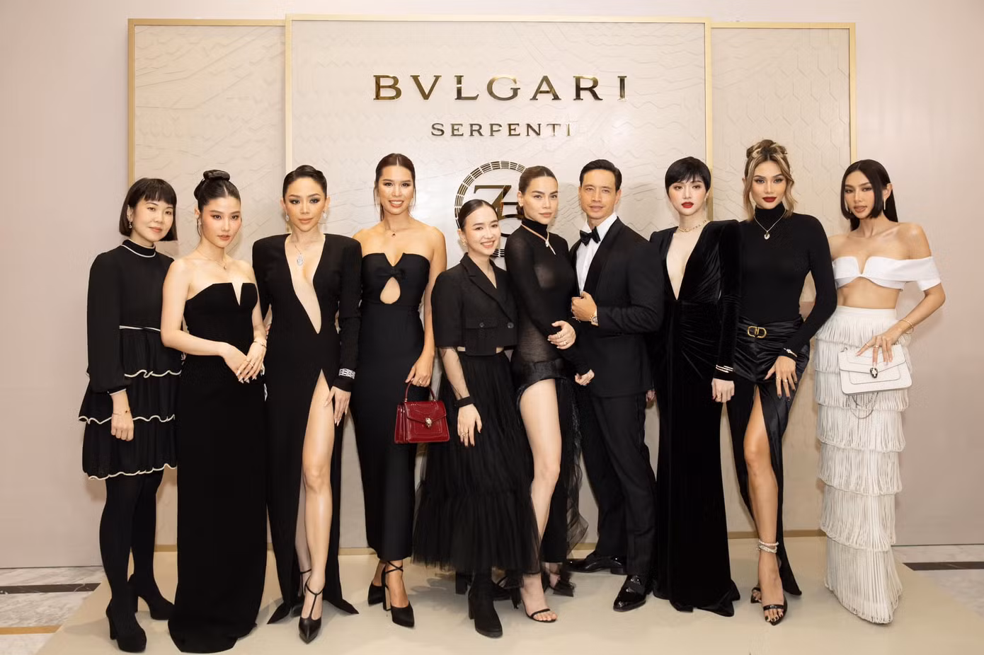 Việc được mời tham gia những sự kiện dành riêng cho khách VIP sẽ khiến khách hàng cảm thấy được đối xử đặc biệt và từ đó ưu ái nhãn hàng hơn.
