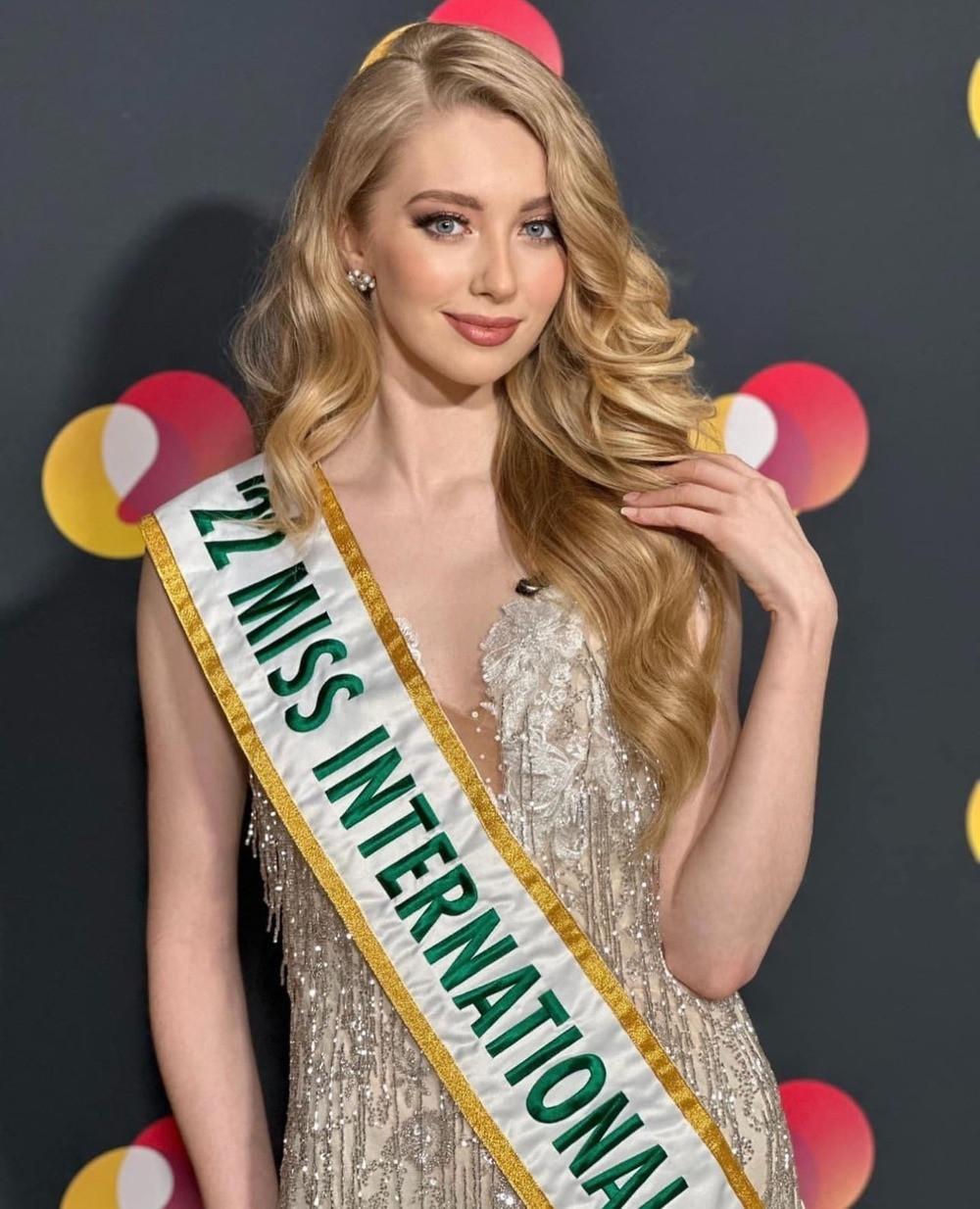 Miss International 2022 sang Việt Nam để trao sash cho Phương Nhi chăng?