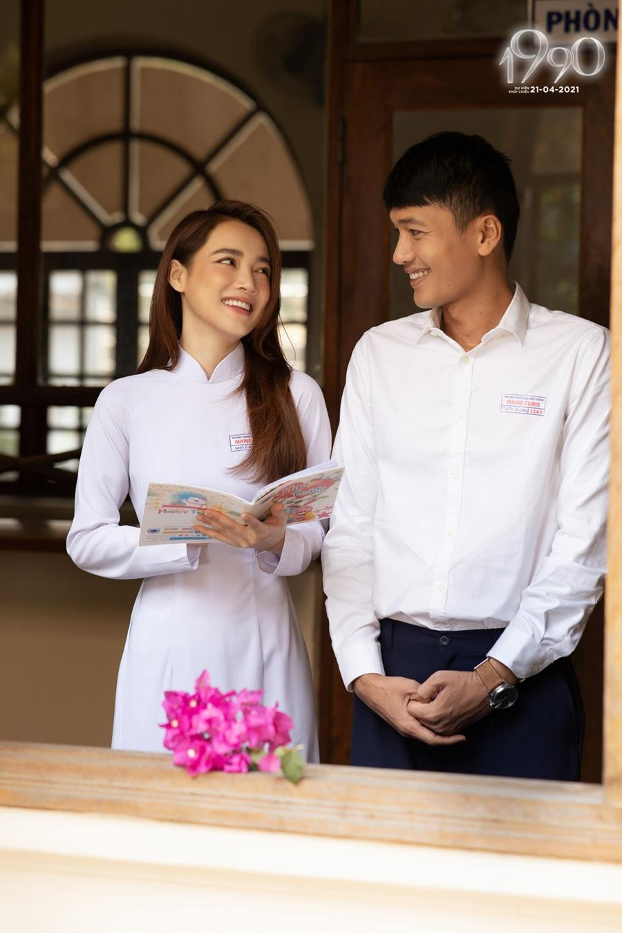 Nhã Phương dịu dàng bên Quang Tuấn Nhã Phương dịu dàng bên Quang Tuấn