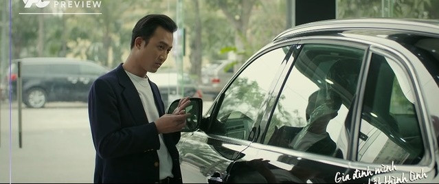 Chỉ có điều Thành thường tháo nhẫn cưới khi đi gặp khách hàng Chỉ có điều Thành thường tháo nhẫn cưới khi đi gặp khách hàng