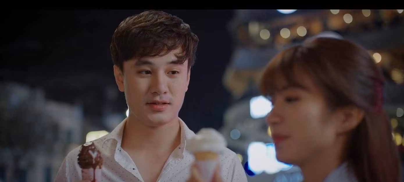Vân Vân đã đón nhận tình cảm của Bách. Vân Vân đã đón nhận tình cảm của Bách.