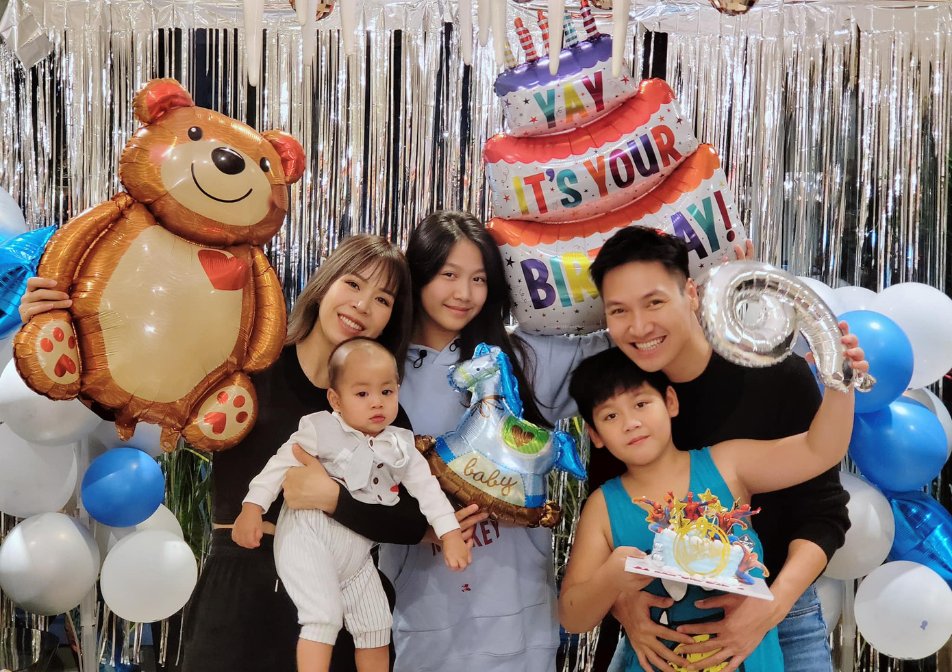 Mạnh Trường có tổ ấm nhỏ hạnh phúc bên ba con.