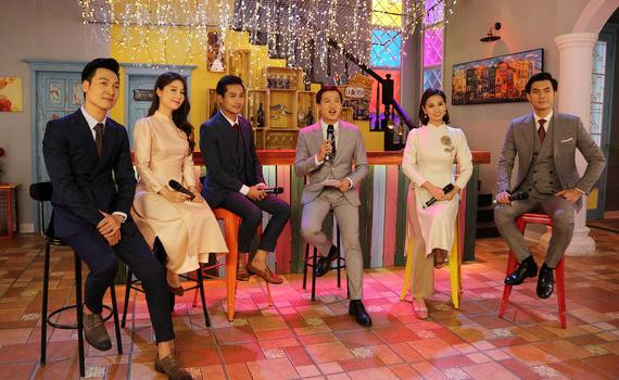 Tuy đóng đôi nhưng Nhan Phúc Vinh và Diễm My 9X lại ngồi cách xa nhau. Tuy đóng đôi nhưng Nhan Phúc Vinh và Diễm My 9X lại ngồi cách xa nhau.