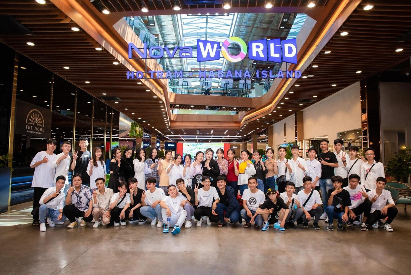 Sau kỳ thực tập hưởng lương, SV chuyên ngành Kinh doanh BĐS sẵn sàng làm việc tại các sàn giao dịch BĐS thuộc tập đoàn Novaland