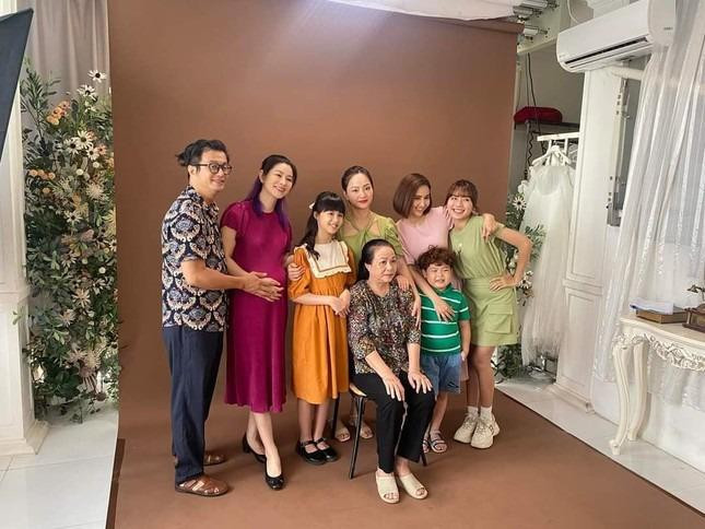 Nhưng nhiều khả năng đây là con của cậu Vượng và Mộng Mơ Nhưng nhiều khả năng đây là con của cậu Vượng và Mộng Mơ