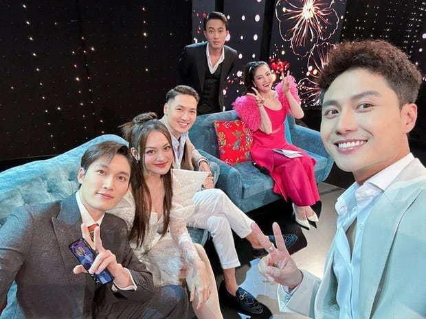 Các diễn viên quen thuộc hội tụ cho chương trình Gặp Gỡ Diễn Viên Truyền Hình 2023 Các diễn viên quen thuộc hội tụ cho chương trình Gặp Gỡ Diễn Viên Truyền Hình 2023