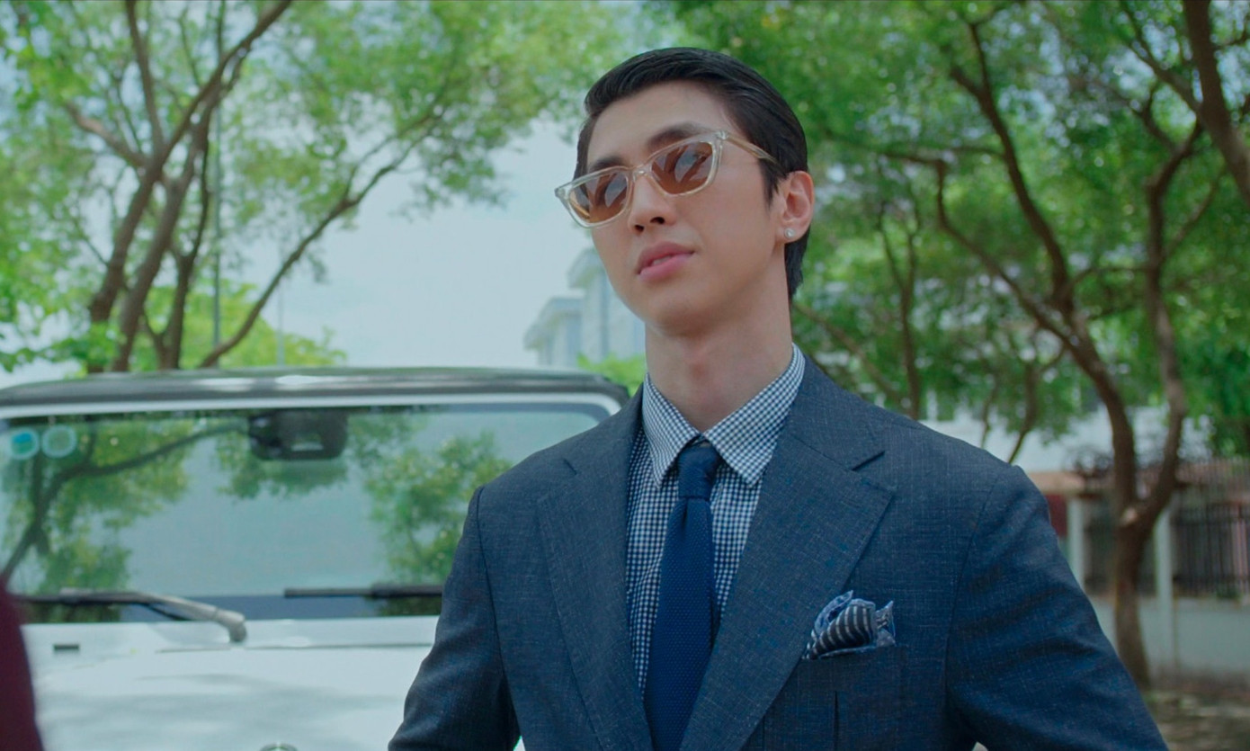 Nam diễn viên thường bị giao đóng vai kẻ xấu. Nam diễn viên thường bị giao đóng vai kẻ xấu.