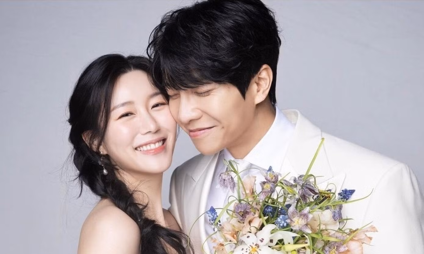 Lee Seung Gi tổn hại danh tiếng đáng kể sau khi kết hôn.