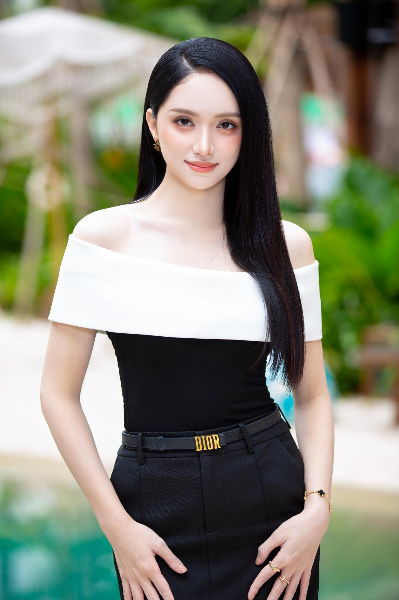 Hương Giang cũng là cái tên mà netizen nhắc tới. Hương Giang cũng là cái tên mà netizen nhắc tới.