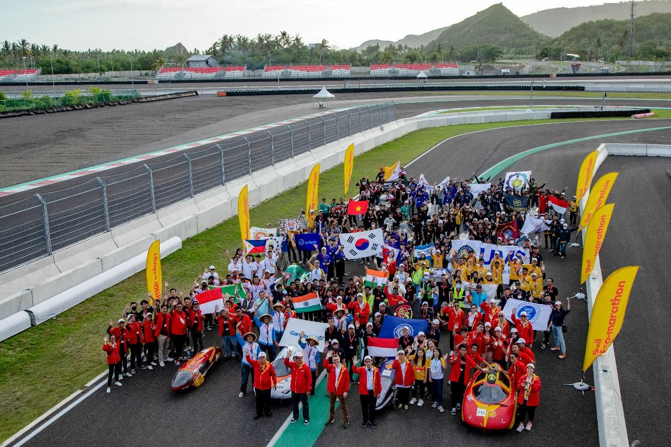 47 đội sinh viên đến từ 9 quốc gia tranh tài tại trường đua Pertamina Mandalika International Street Circuit (Indonesia) 47 đội sinh viên đến từ 9 quốc gia tranh tài tại trường đua Pertamina Mandalika International Street Circuit (Indonesia)