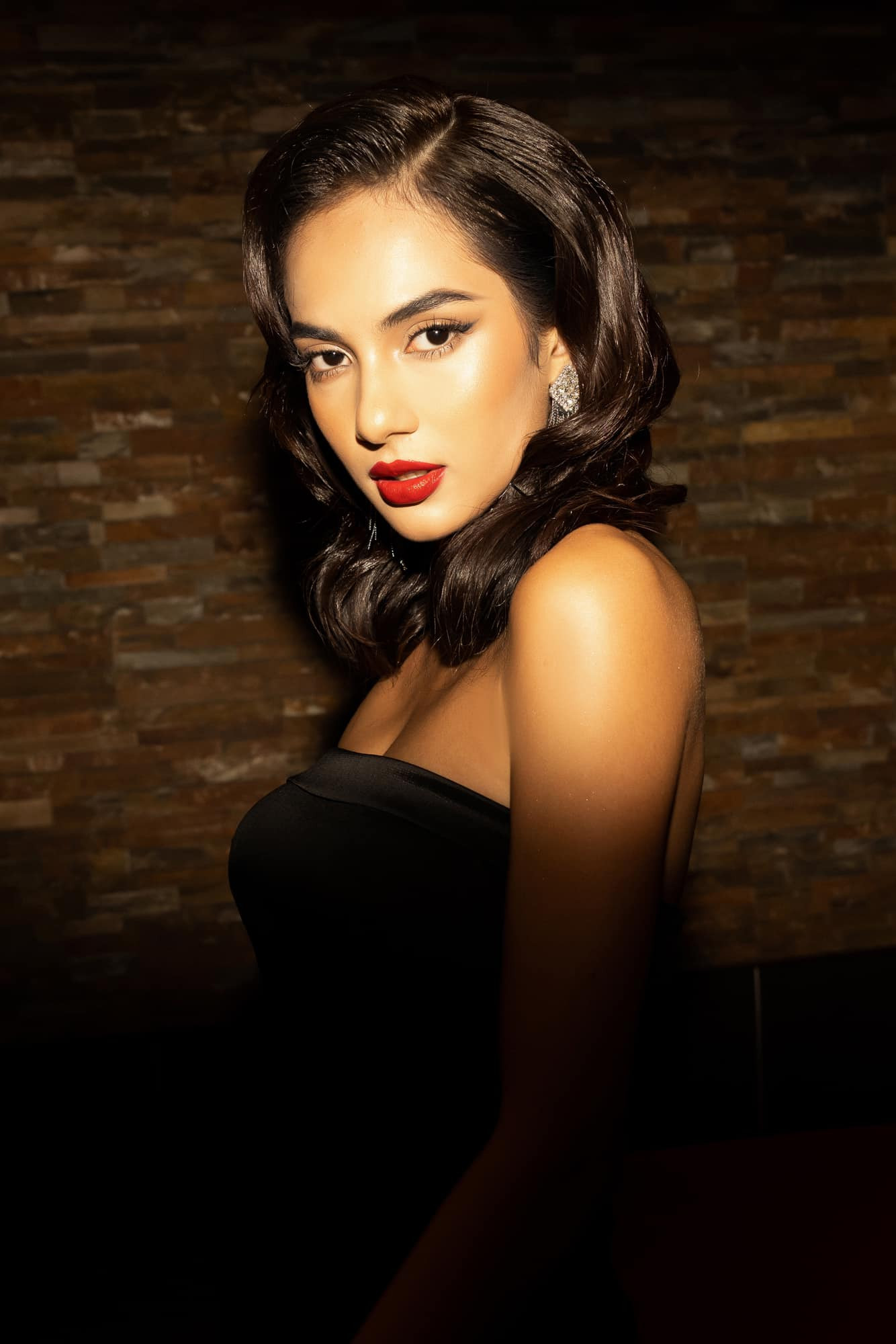 Ngoại hình lai Tây nhưng Emma Lê lại nói tiếng Việt rất chuẩn. Ngoại hình lai Tây nhưng Emma Lê lại nói tiếng Việt rất chuẩn.