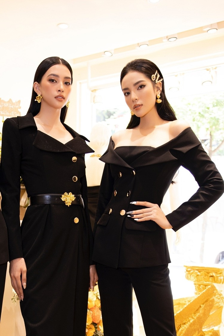 Hai nàng hậu sẽ có dịp đọ nhan sắc lẫn diễn xuất. Hai nàng hậu sẽ có dịp đọ nhan sắc lẫn diễn xuất.