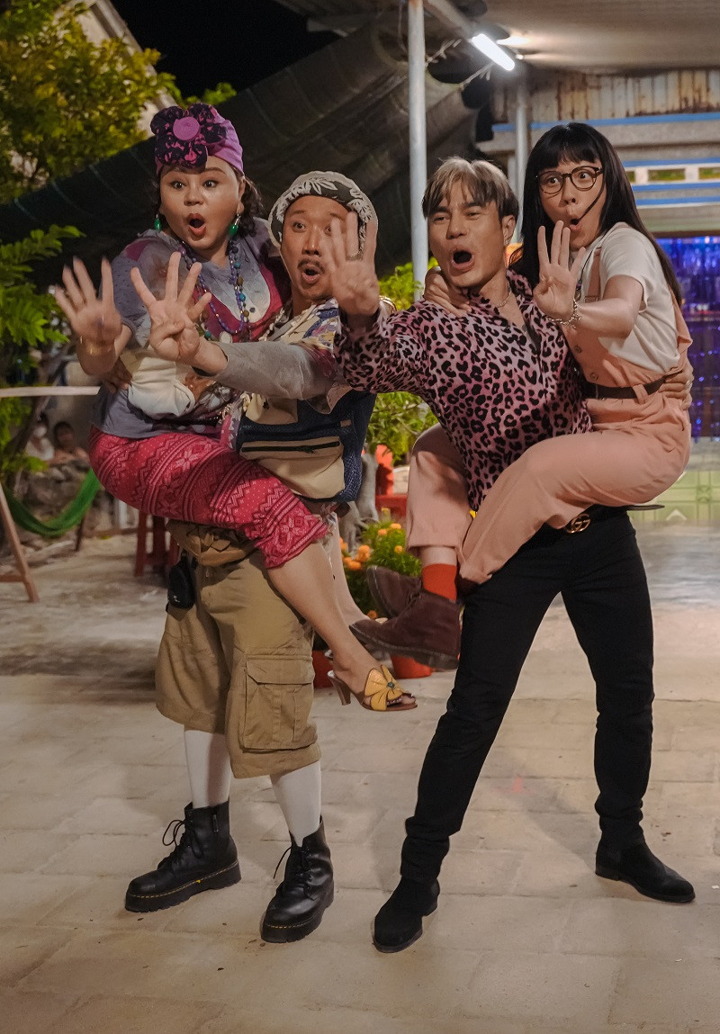 Được giới thiệu ồn ào nhưng bộ tứ này lại chỉ là vai phụ?