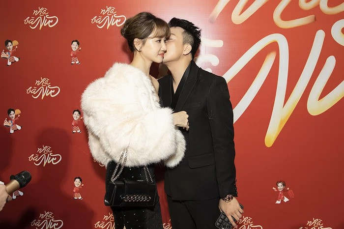 Trấn Thành phải năn nỉ vợ tới sự kiện này Trấn Thành phải năn nỉ vợ tới sự kiện này