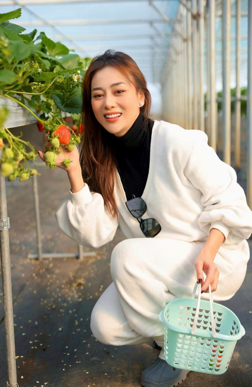 Phương Oanh hiện không còn đáp trả gay gắt anti-fan như trước nữa.