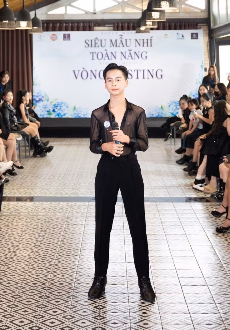 Siêu Mẫu Nhí Toàn Năng 2025 vừa tổ chức vòng Casting trực tiếp.