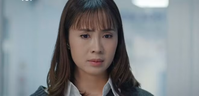 Ngân Hà thà tin chồng chứ không tin mẹ ruột.