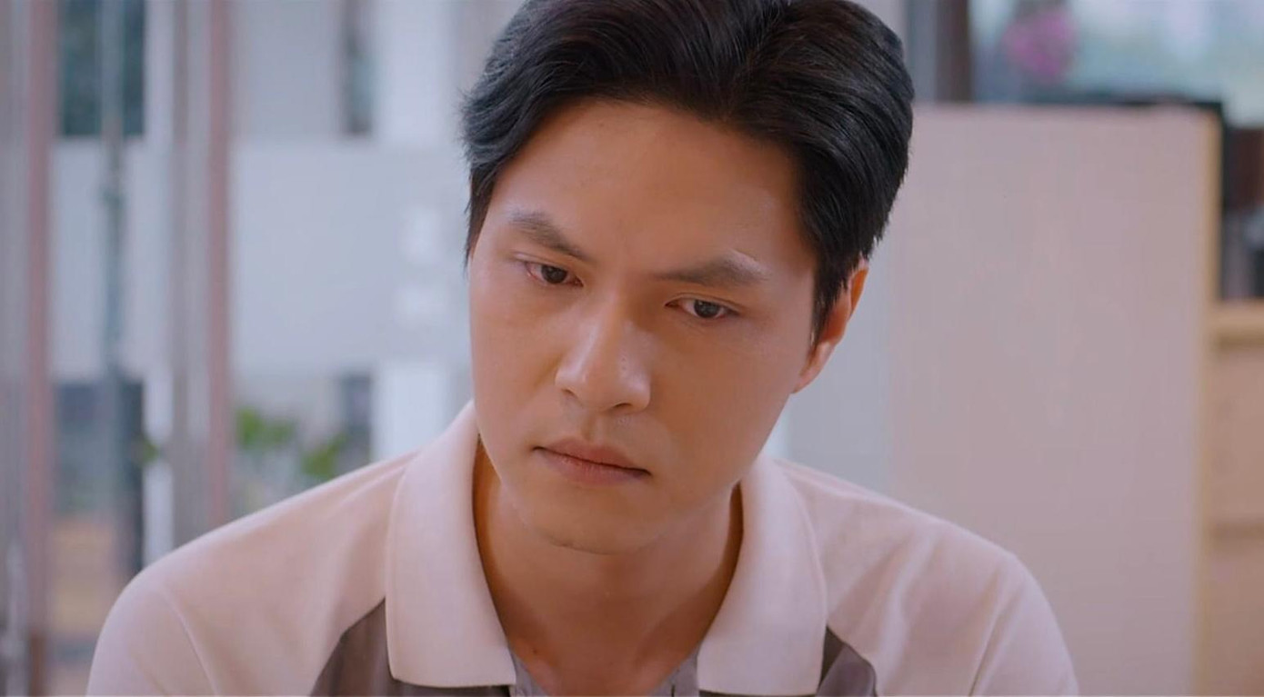 Nghĩa chẳng thể thờ ơ với Phương thêm được nữa