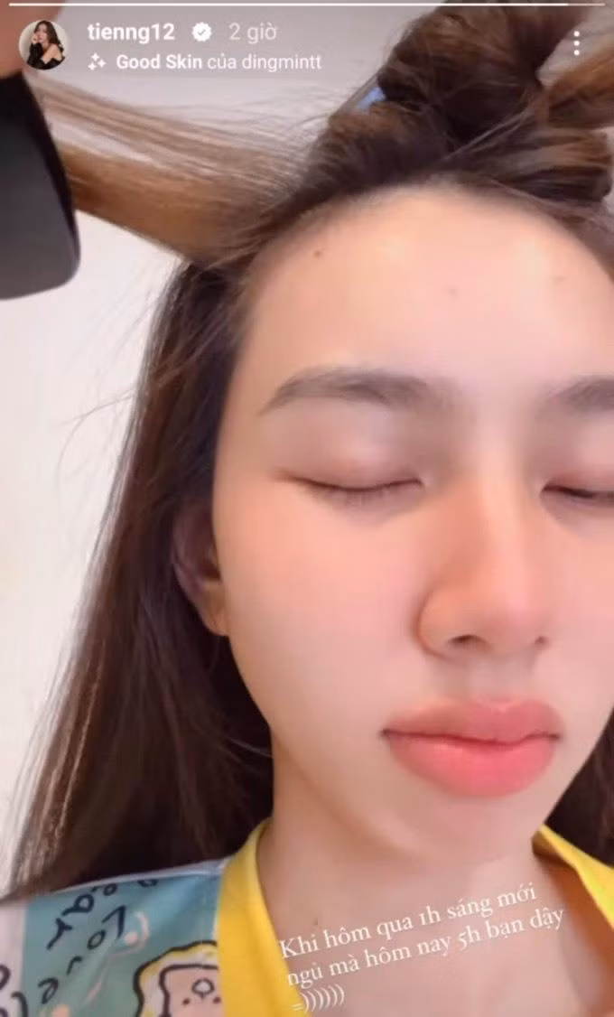 Thùy Tiên thường xuyên bị thiếu ngủ do làm việc quá sức.