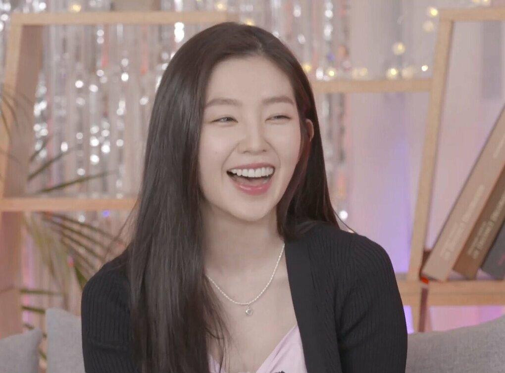 Irene hào hứng khoe về những việc mình đã làm...