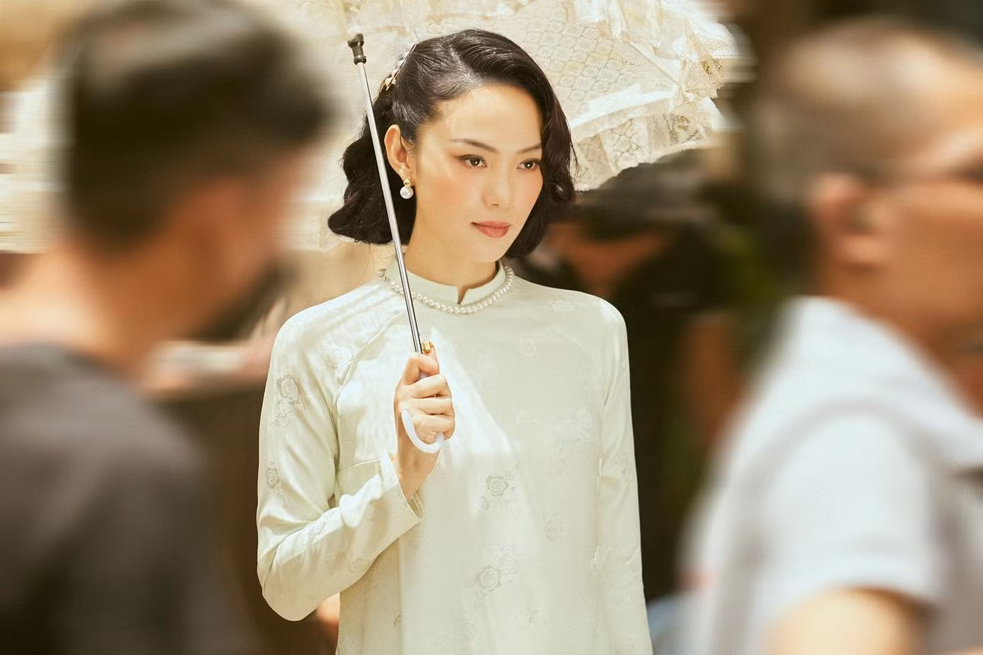 Minh Hằng đầu tư nhiều cho tạo hình vai Ba Trà