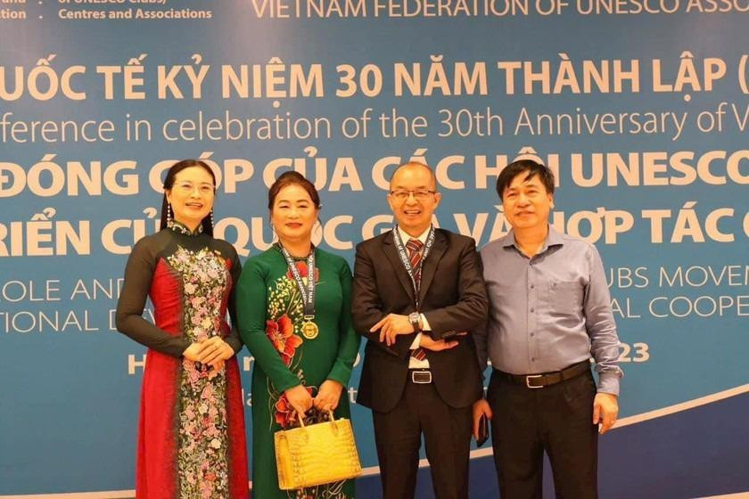 GS.TS Nguyễn Duy Cương luôn tích cực tham gia và có các hoạt động từ thiện. GS.TS Nguyễn Duy Cương luôn tích cực tham gia và có các hoạt động từ thiện.