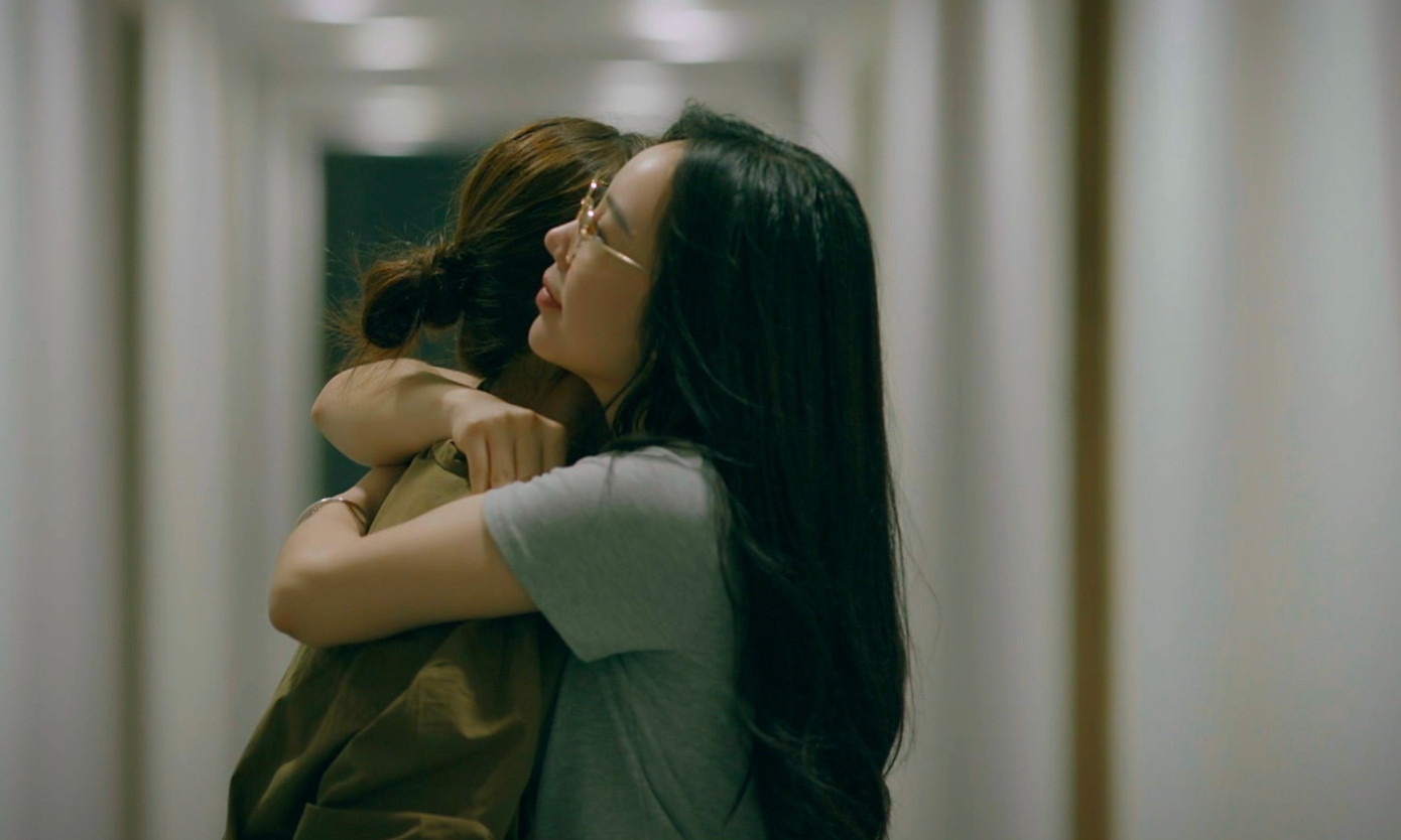 Mai Dương hơi một chút là tìm đến bạn thân Nguyệt.