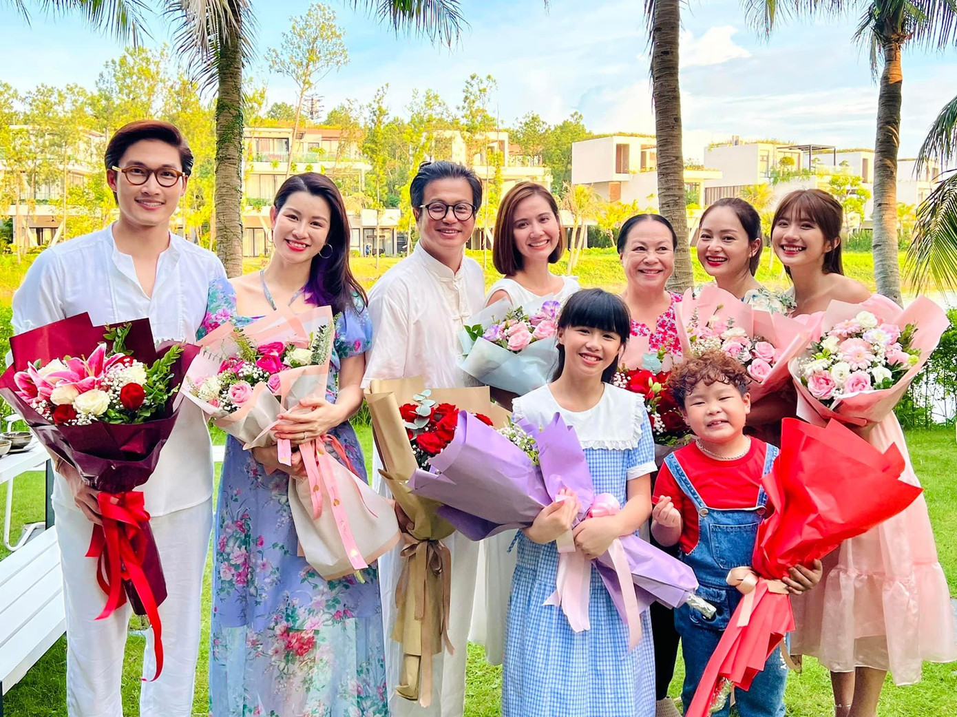 Lan Phương dạt dào cảm xúc khi phim đóng máy.