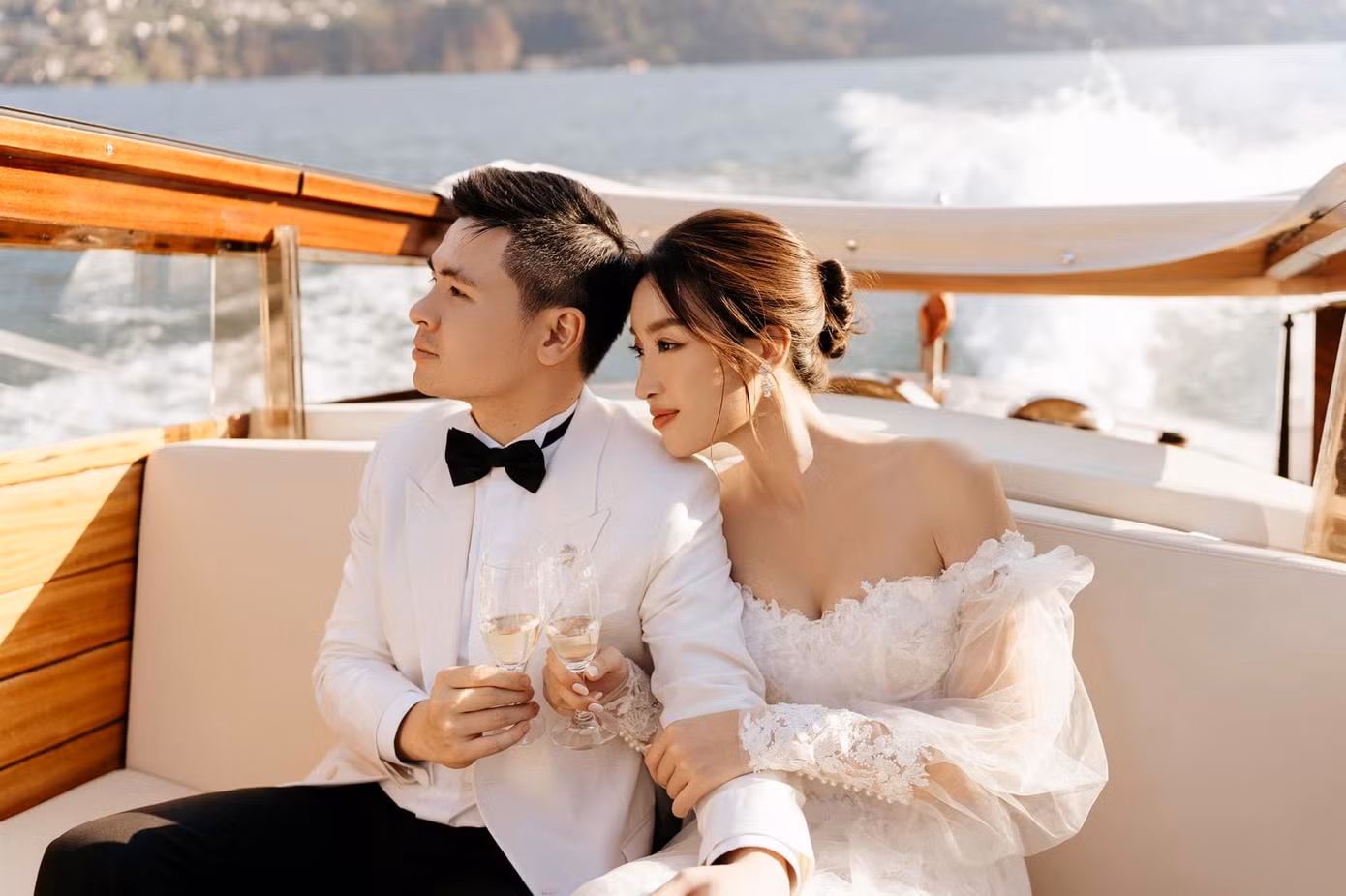 Hoa hậu Đỗ Mỹ Linh chính thức khoe ảnh cưới.