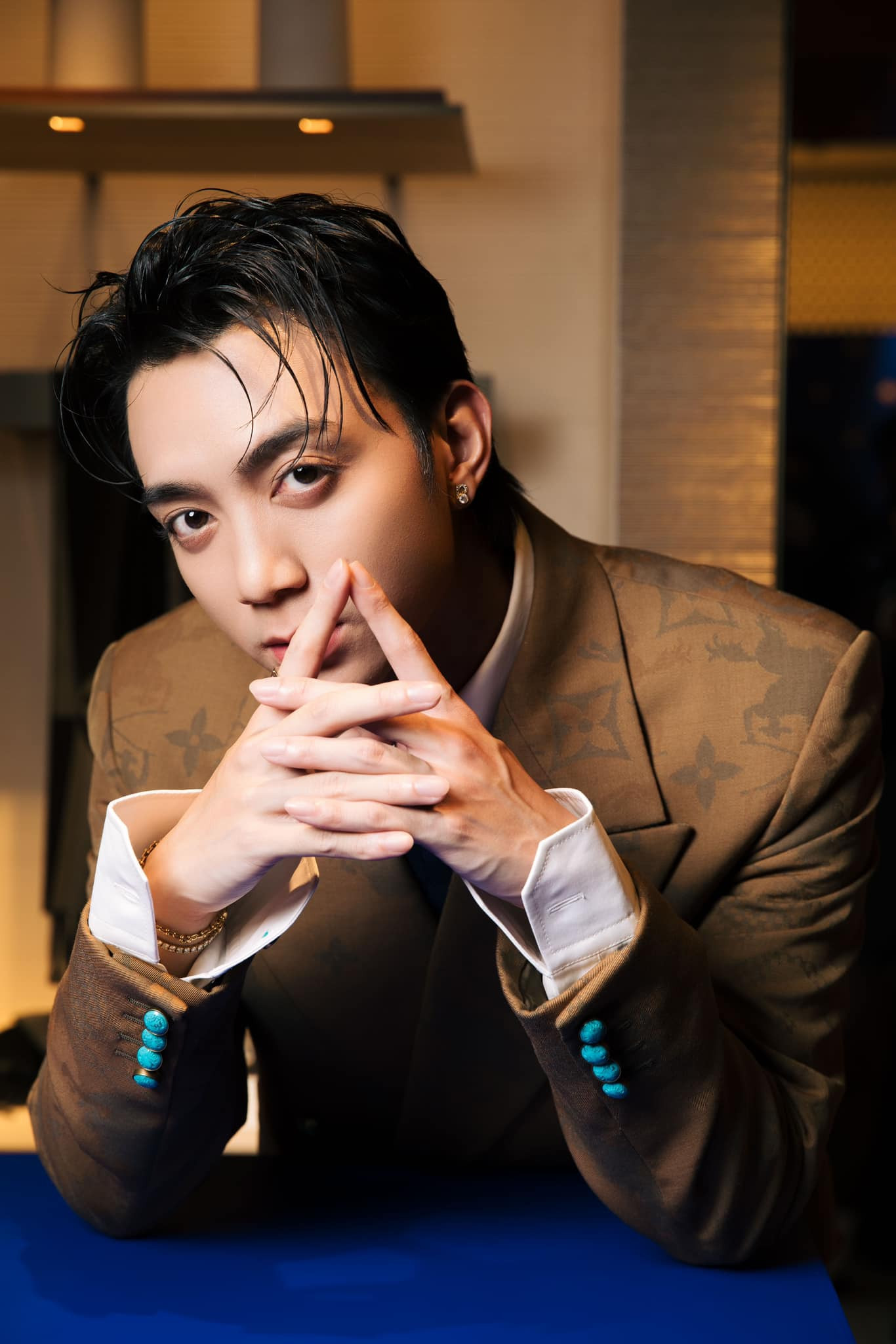 Soobin bất ngờ nhấn nút theo dõi Hoa hậu Thanh Thủy Soobin bất ngờ nhấn nút theo dõi Hoa hậu Thanh Thủy