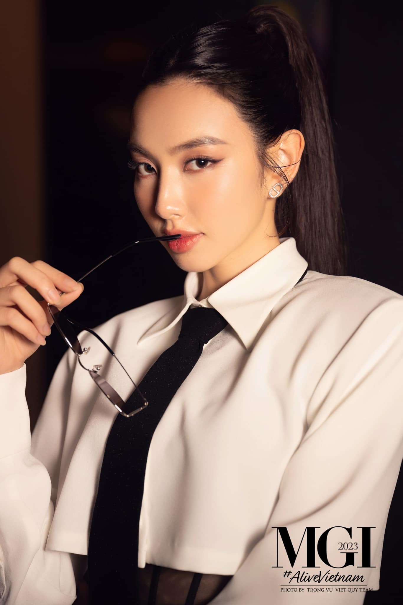 Thùy Tiên ngày càng thành công sau khi đăng quang Hoa hậu.