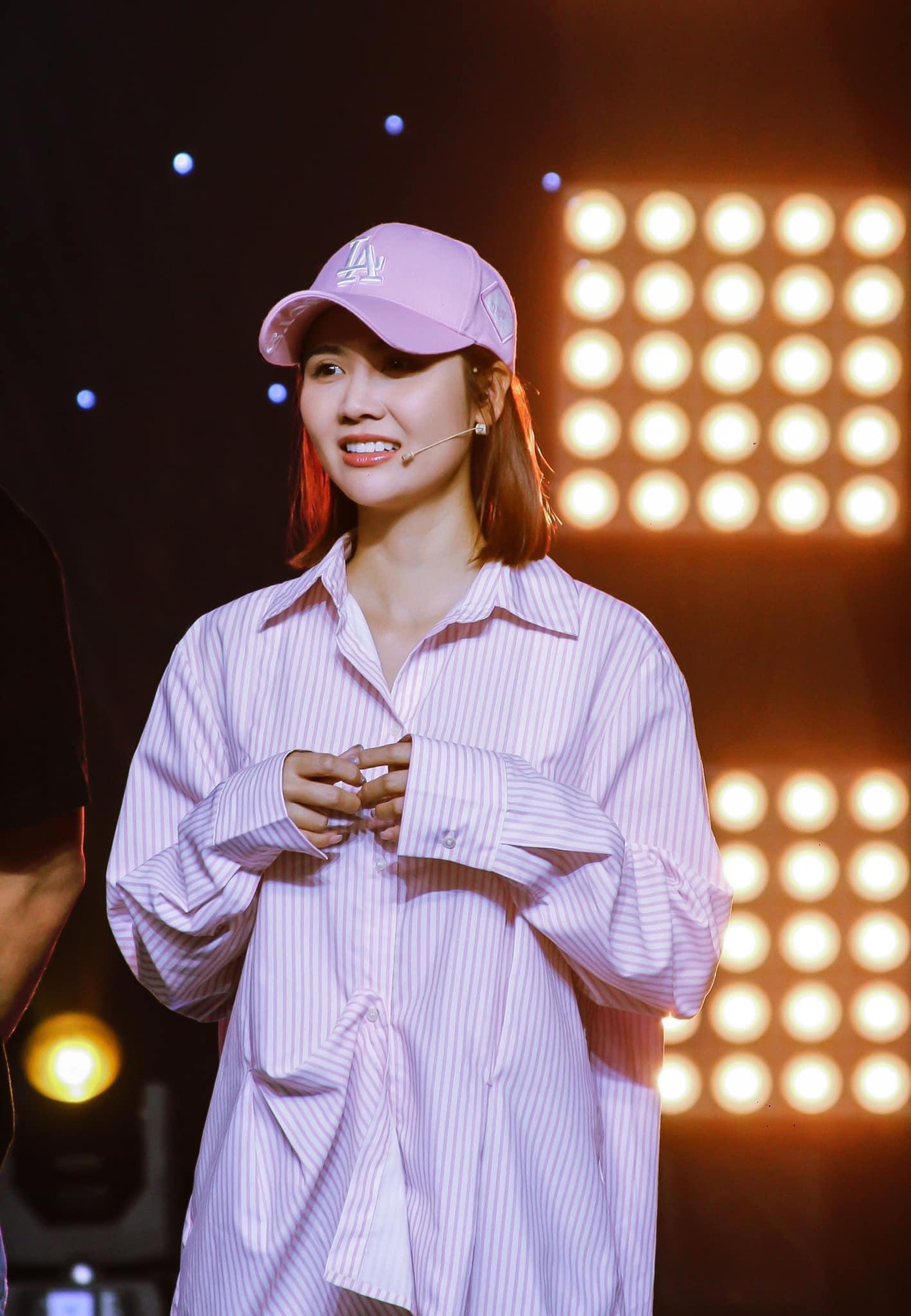 Huyền Lizzie lại đang bận công việc ở TP.HCM Huyền Lizzie lại đang bận công việc ở TP.HCM