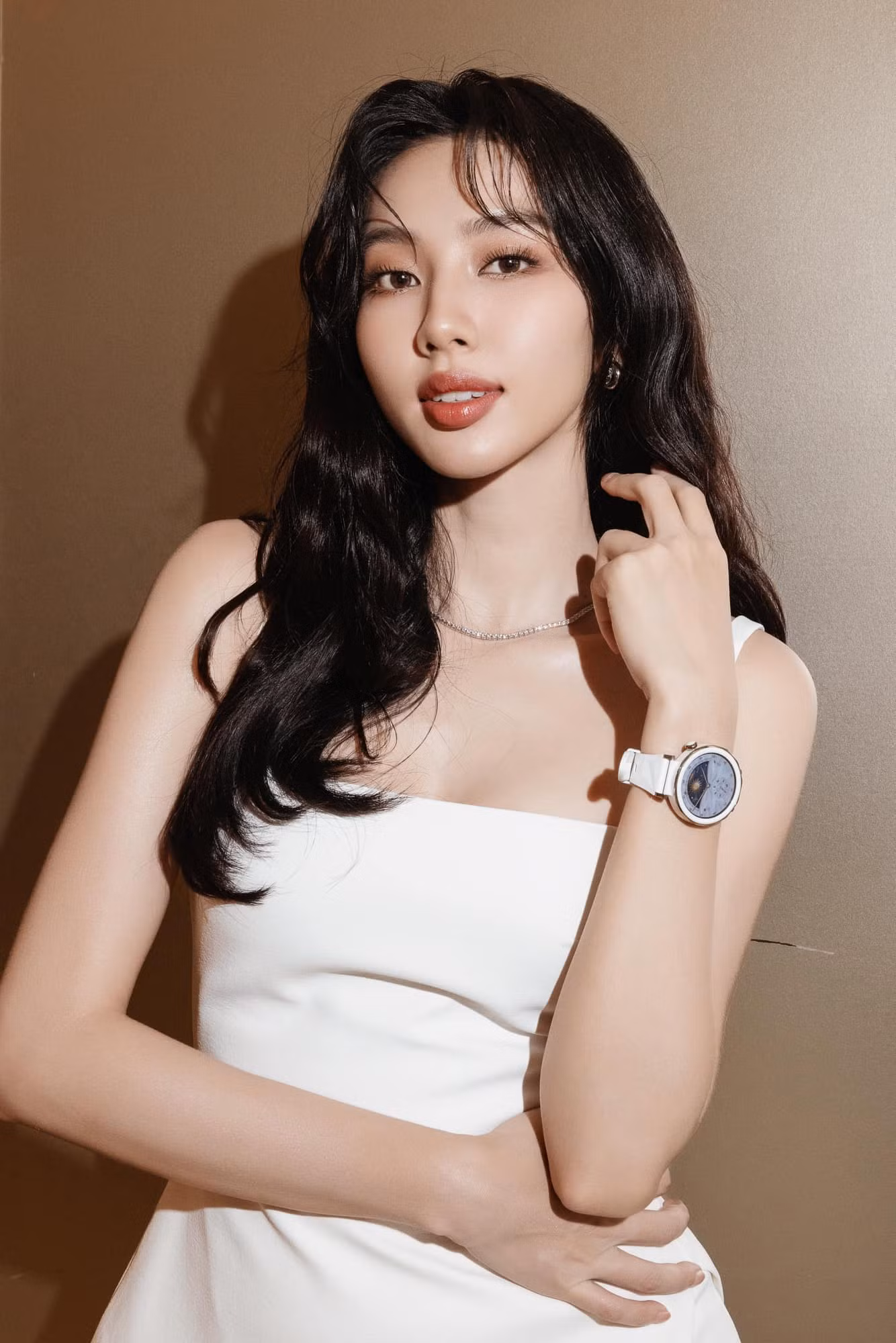 Nàng hậu rất thương nhân vật của mình.