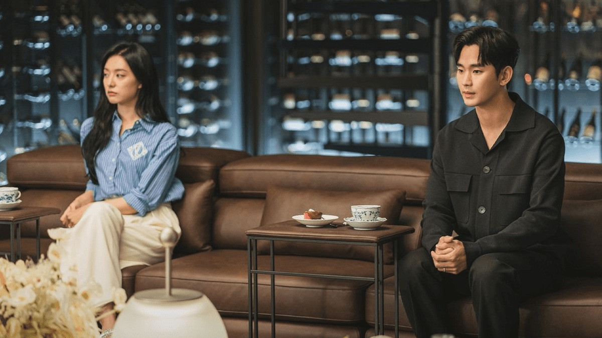 Gia tộc họ Hong luôn bị nhiều người nhòm ngó. Gia tộc họ Hong luôn bị nhiều người nhòm ngó.