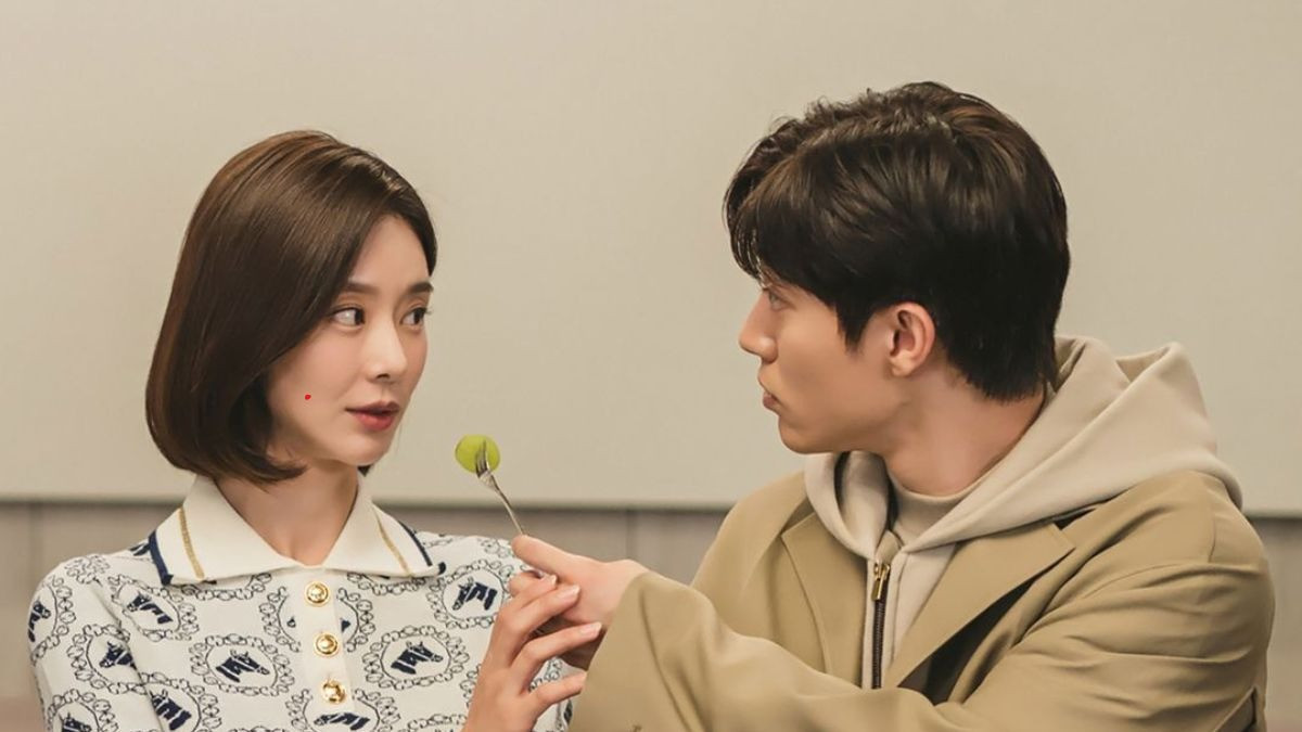 Em dâu của Hae In cũng không đơn giản như vẻ bề ngoài. Em dâu của Hae In cũng không đơn giản như vẻ bề ngoài.