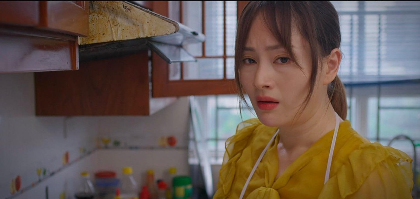 Đau khổ phát hiện mẹ chồng xem mẹ đẻ Vân Khánh như giúp việc