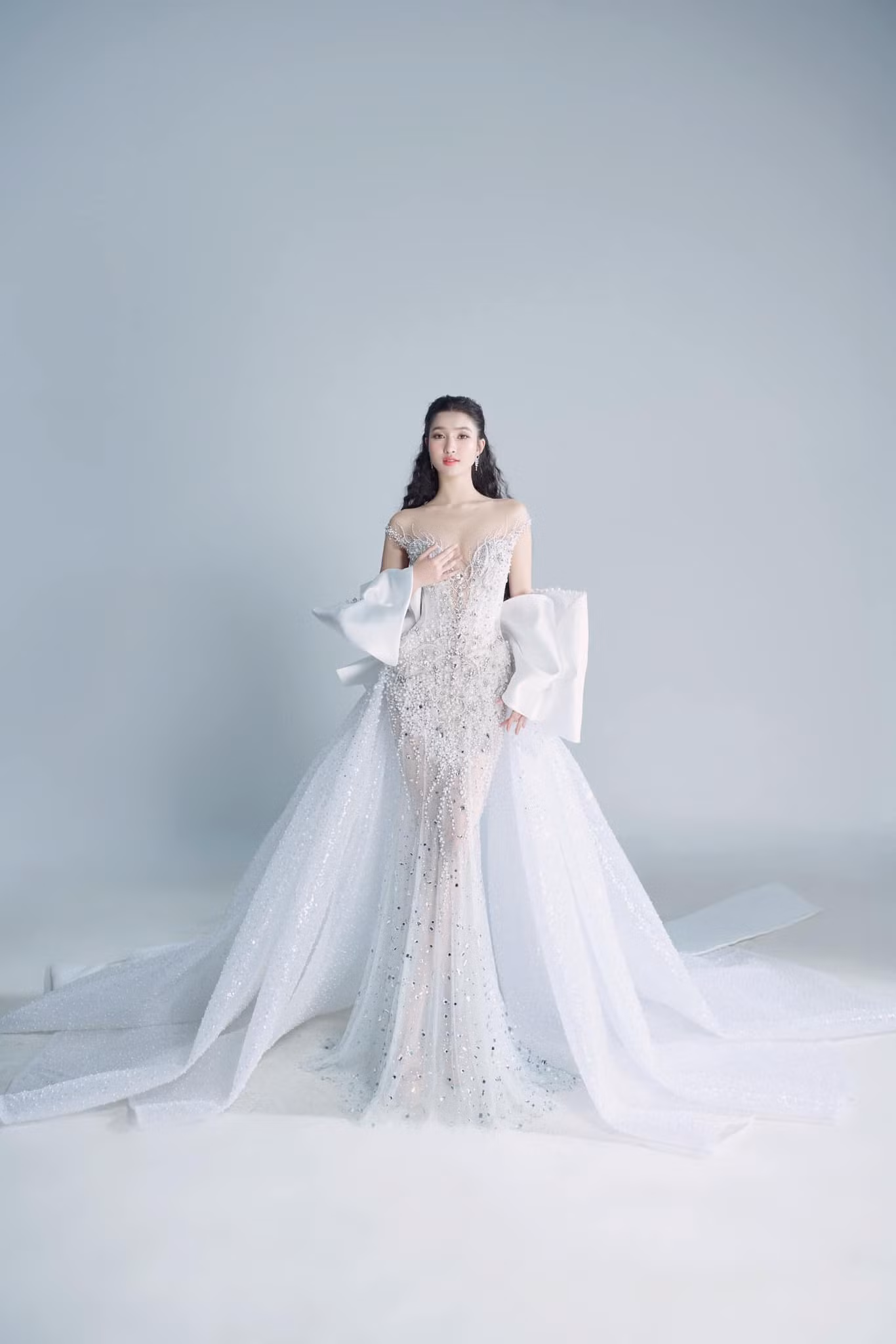 Bộ váy mà Phương Nhi sẽ trình diễn trong đêm Chung kết rất hợp với nhan sắc của cô.
