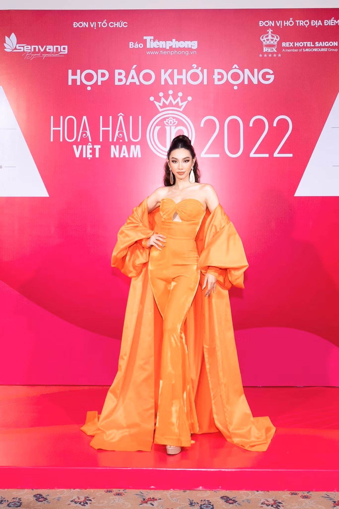 Đến bây giờ thì Thùy Tiên đã là ngôi sao trên thảm đỏ Đến bây giờ thì Thùy Tiên đã là ngôi sao trên thảm đỏ
