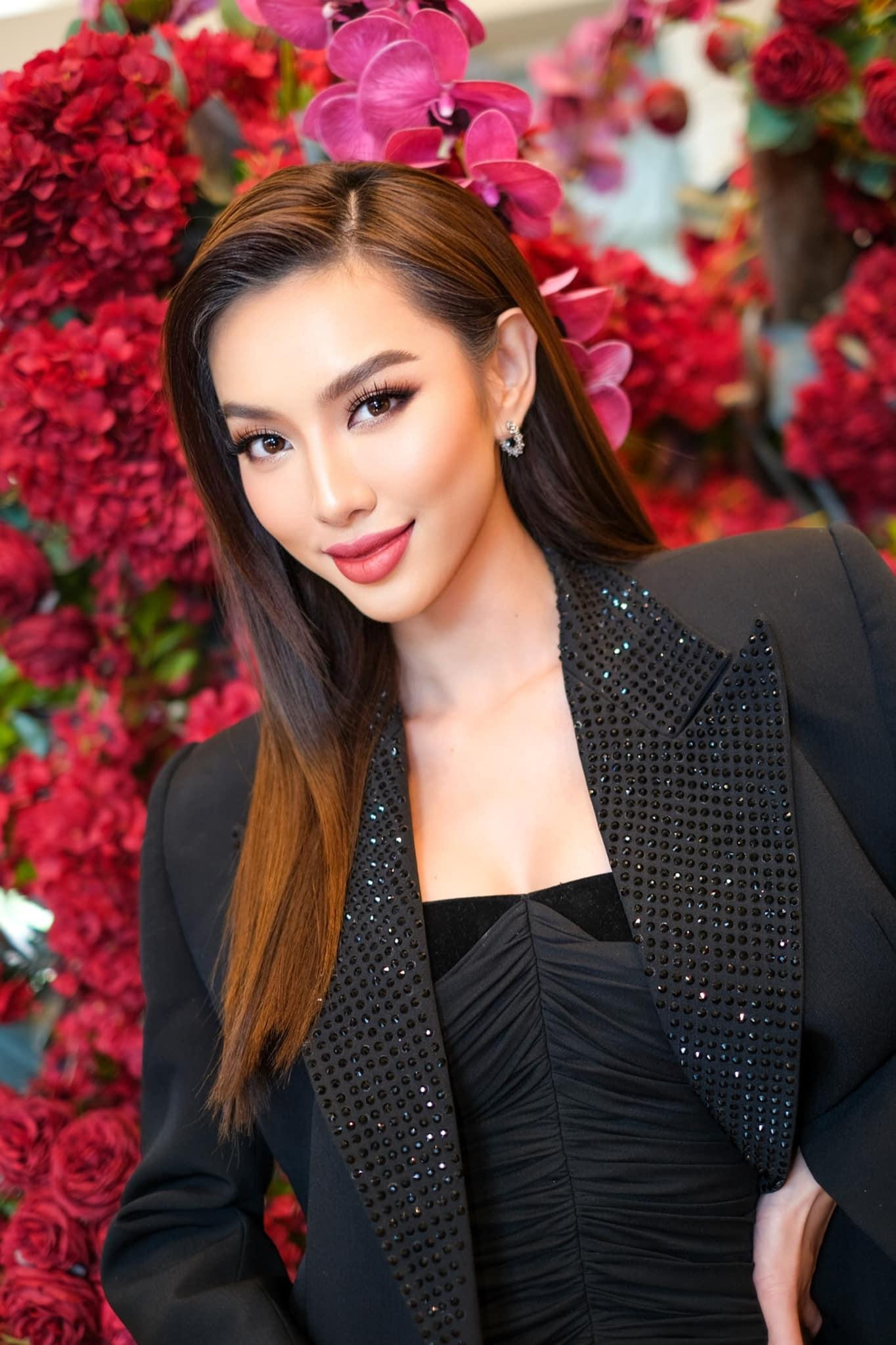 Có thể thấy Thùy Tiên gầy đi trông thấy khi quá bận rộn Có thể thấy Thùy Tiên gầy đi trông thấy khi quá bận rộn