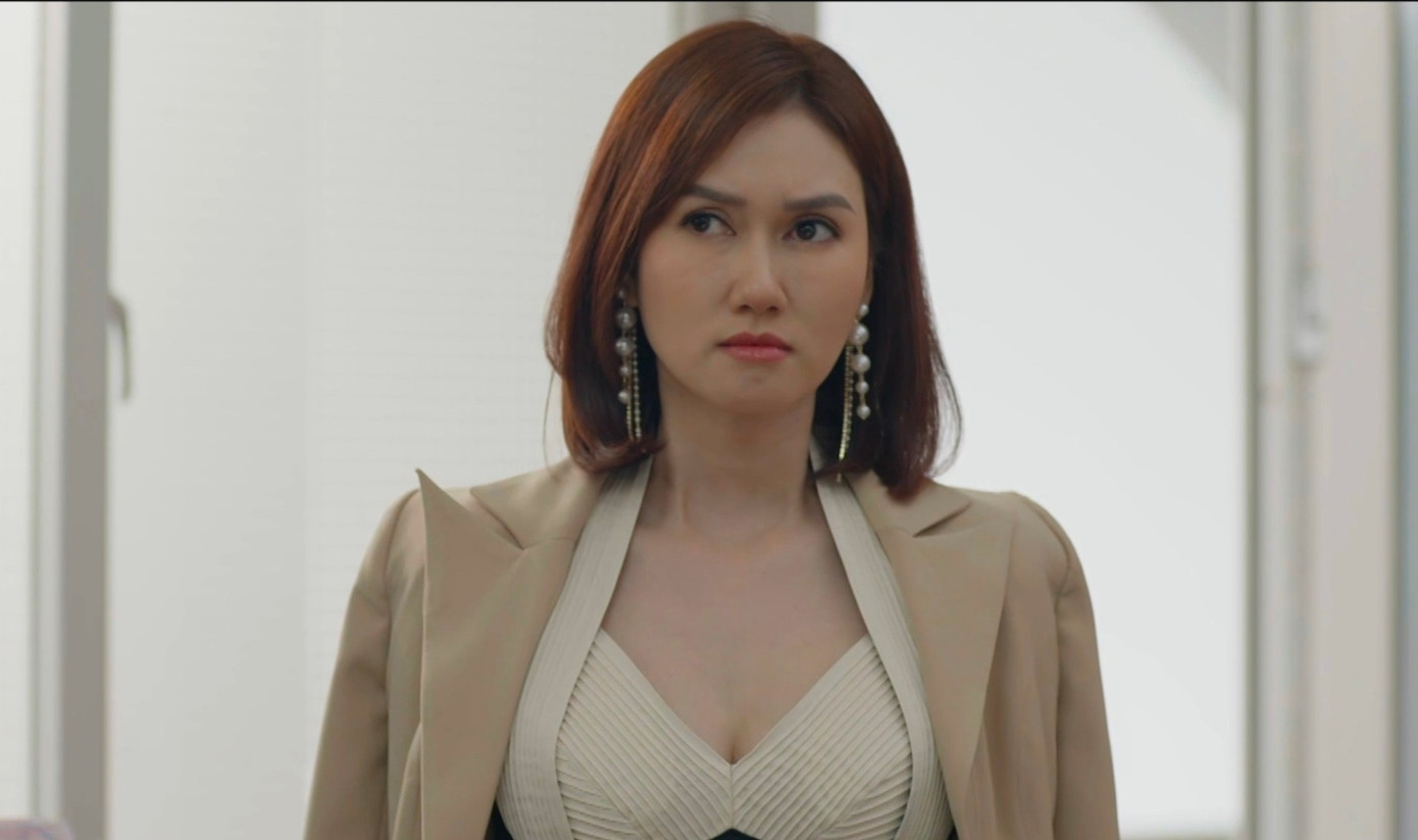 Hương Giang đang có vai diễn rất đạt trong phim Đừng Làm Mẹ Cáu. Hương Giang đang có vai diễn rất đạt trong phim Đừng Làm Mẹ Cáu.