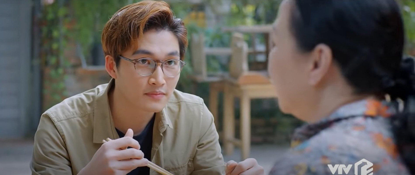 Duy vẫn quan tâm đến gia đình Trang khi cô đi vắng