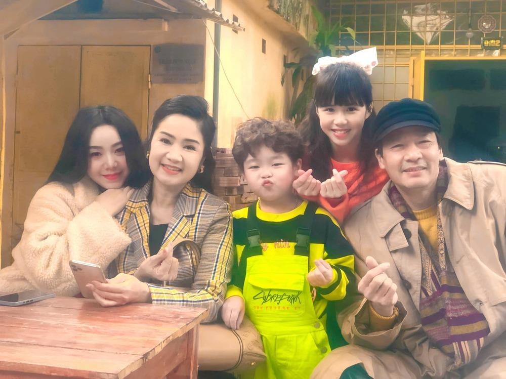 Khán giả đang ngóng chờ tiết mục đặc biệt quy tụ diễn viên của nhiều phim ăn khách Khán giả đang ngóng chờ tiết mục đặc biệt quy tụ diễn viên của nhiều phim ăn khách