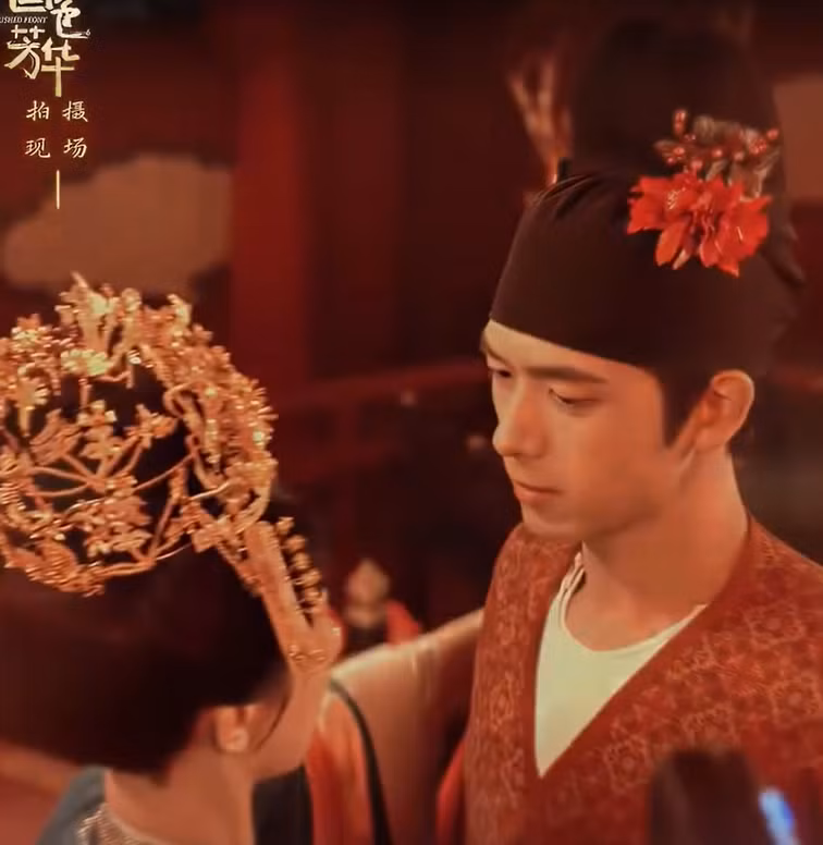 Cặp đôi chính đã làm đám cưới nhưng khán giả vẫn chưa vui trọn vẹn. Cặp đôi chính đã làm đám cưới nhưng khán giả vẫn chưa vui trọn vẹn.