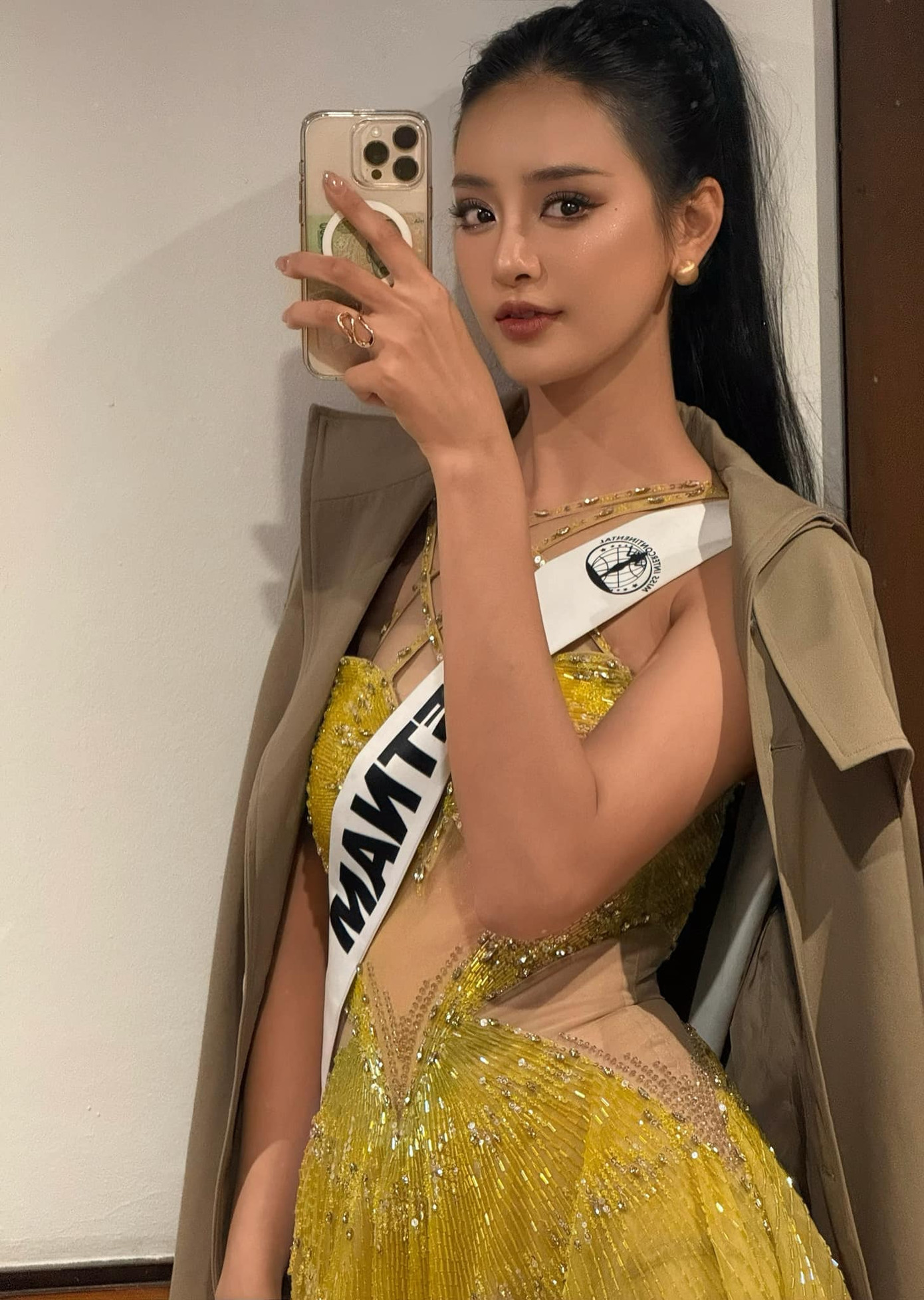 Nàng hậu đã sẵn sàng cho những phần thi quan trọng.