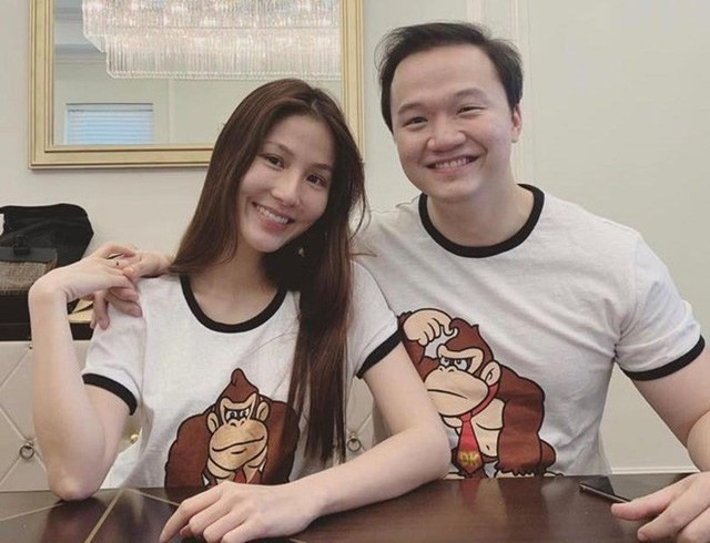 Diễm My 9X khoe bạn trai trong nhiều sự kiện