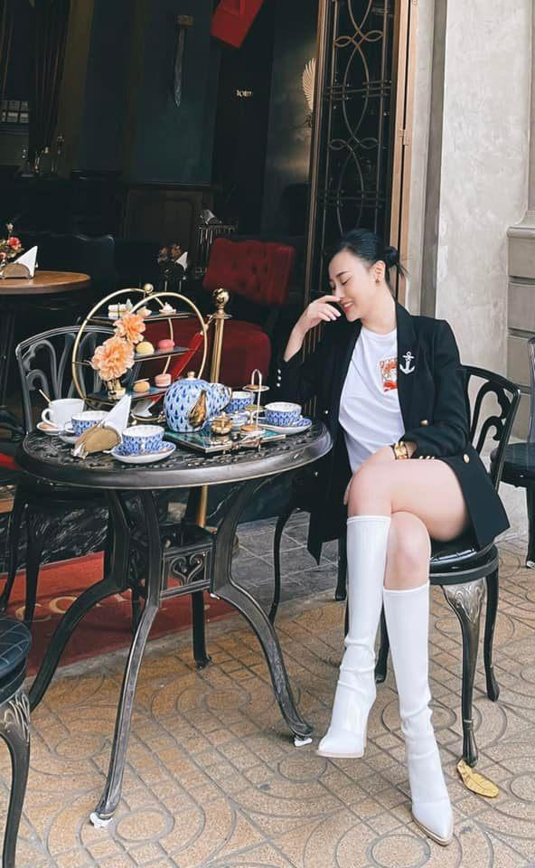 Phương Oanh đang tận hưởng thời gian rảnh rỗi sau khi hết phim