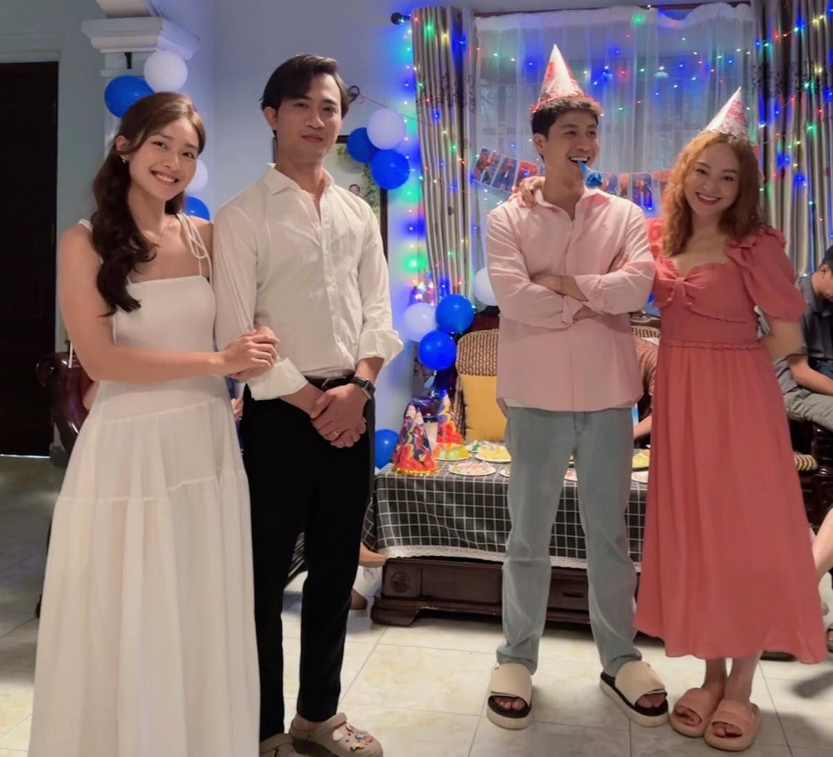 Màn đổi vai đầy bất ngờ của 4 diễn viên.