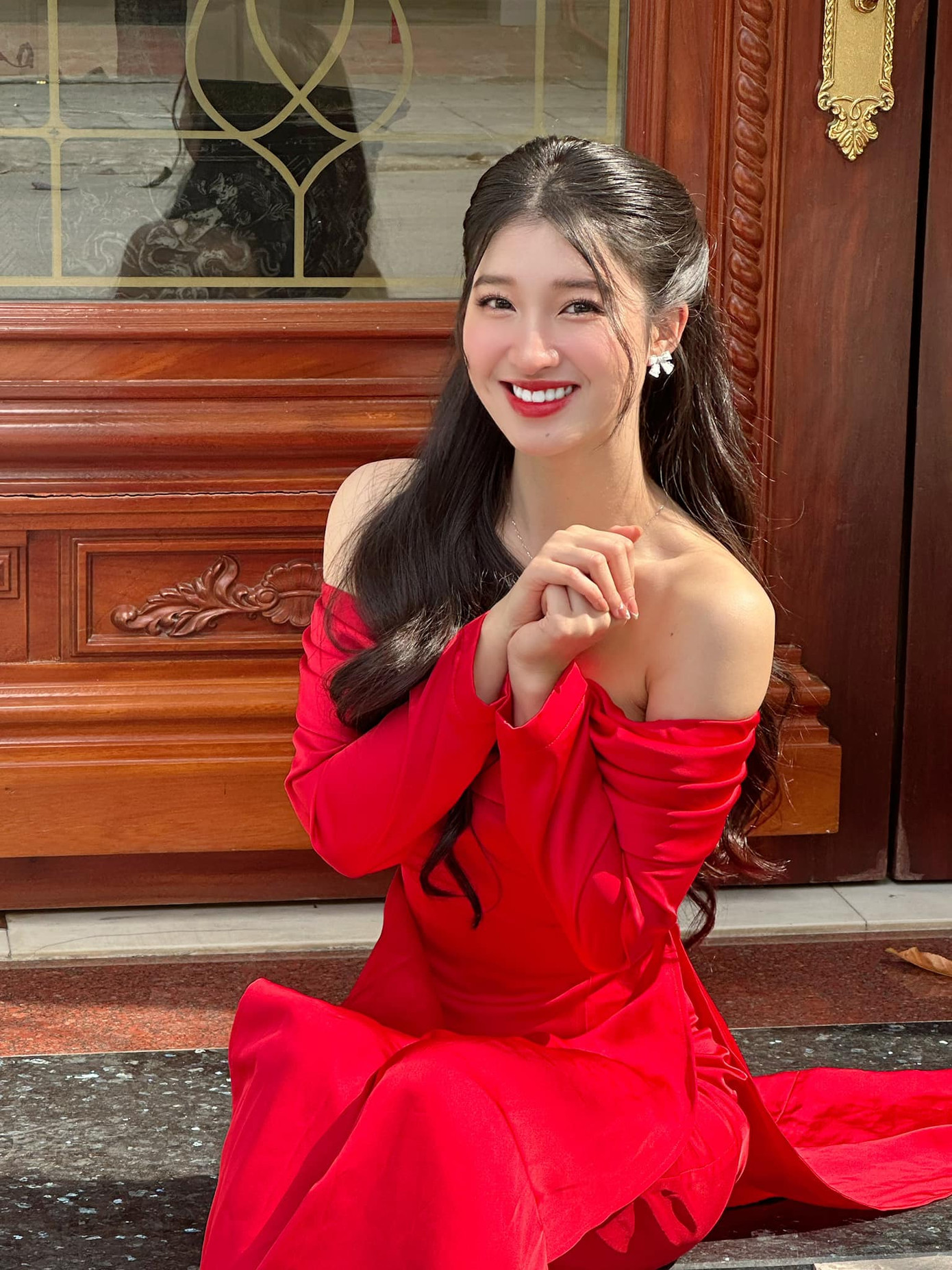 Nàng hậu sở hữu nhan sắc hợp với tiêu chí cuộc thi này. Nàng hậu sở hữu nhan sắc hợp với tiêu chí cuộc thi này.