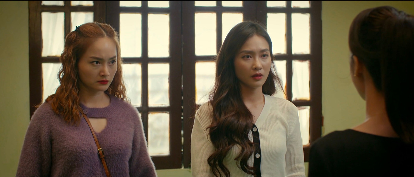 Trâm Anh căng thẳng khi diễn chung với ngôi sao. Trâm Anh căng thẳng khi diễn chung với ngôi sao.